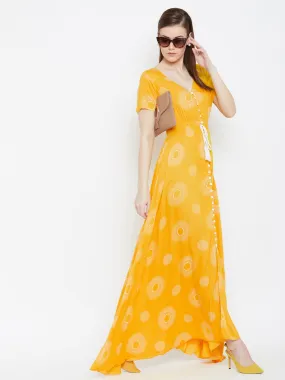 Berrylush Women Yellow & White Geometric Printed V-Neck Crepe Smocked Maxi Dress
