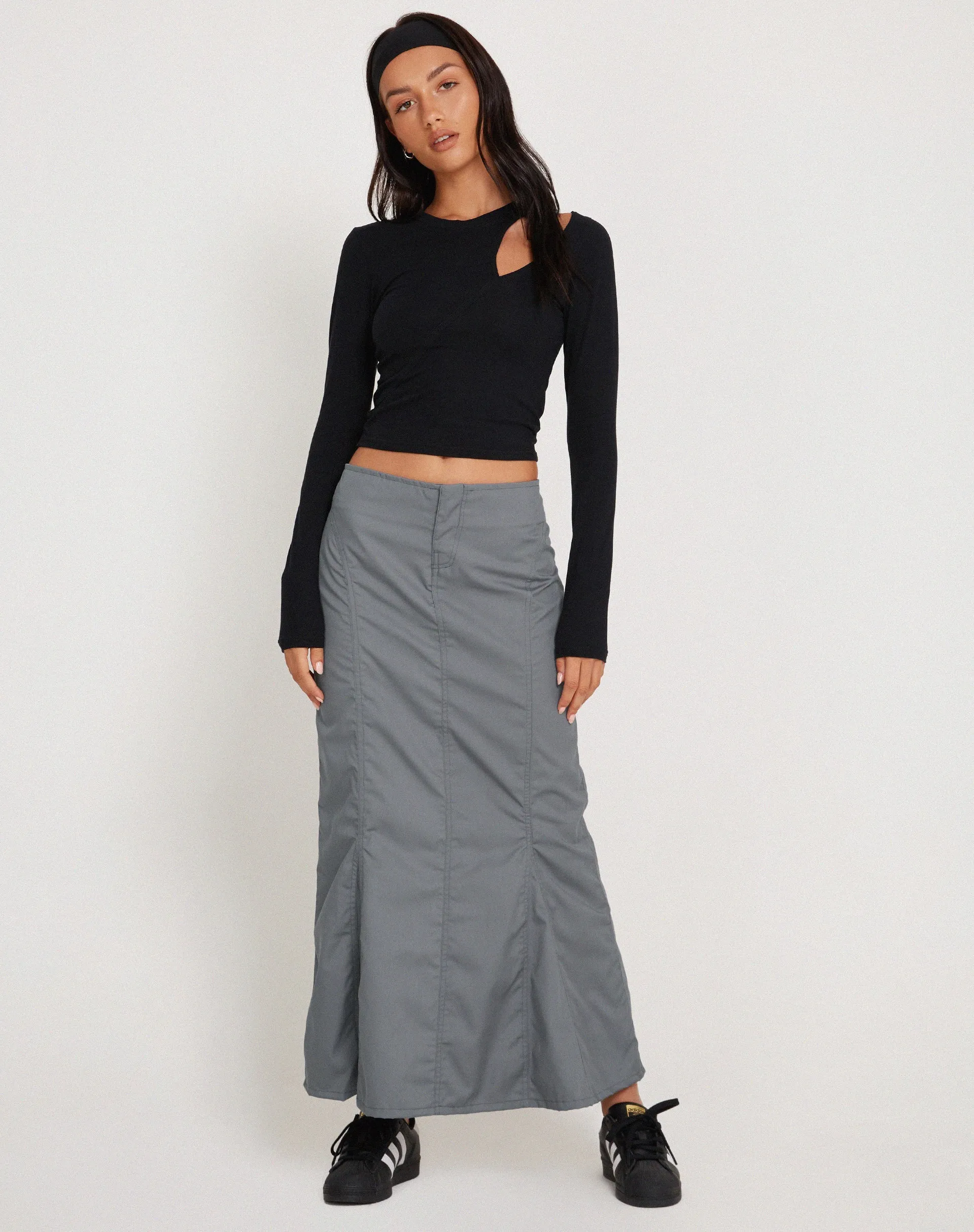 Chaeun Low Rise Midi Cargo Skirt in Grey