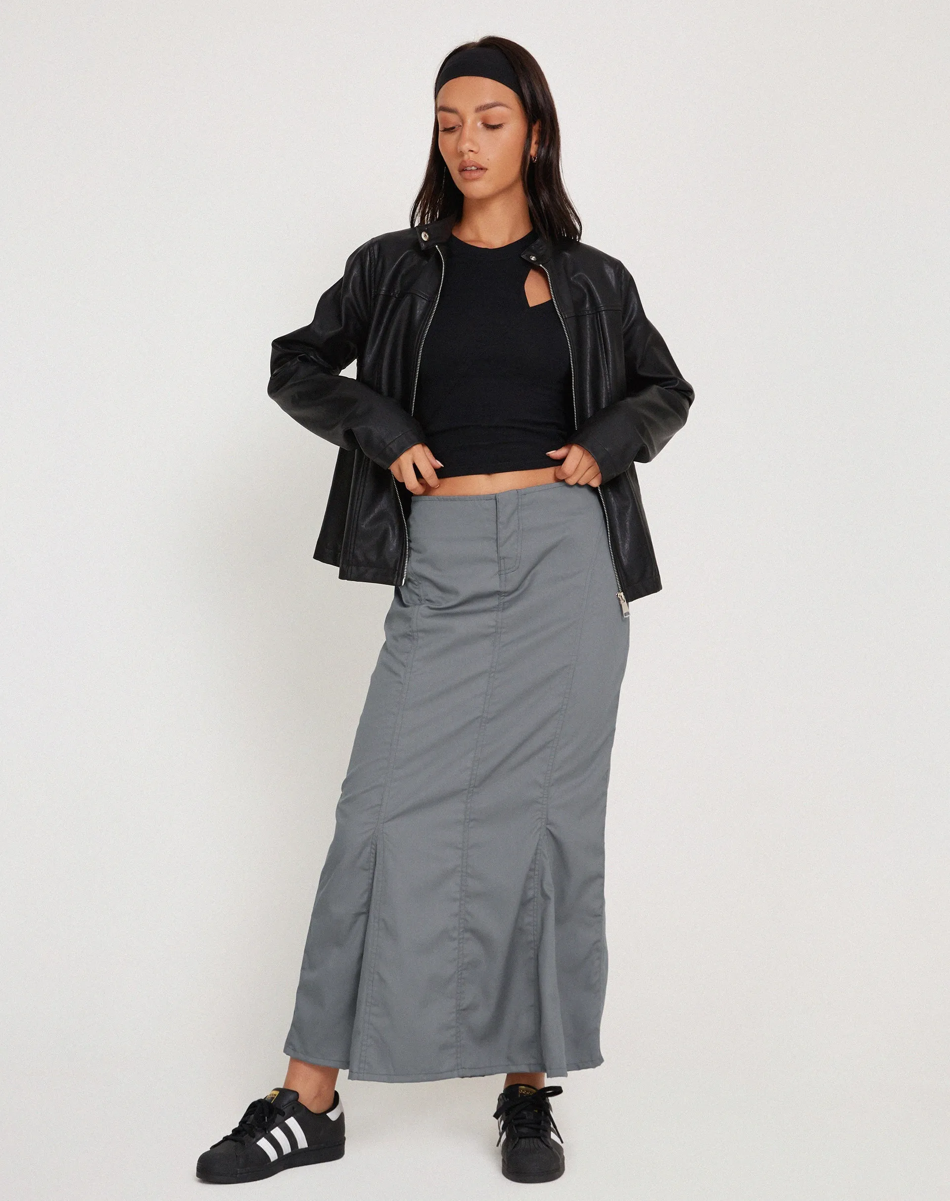 Chaeun Low Rise Midi Cargo Skirt in Grey