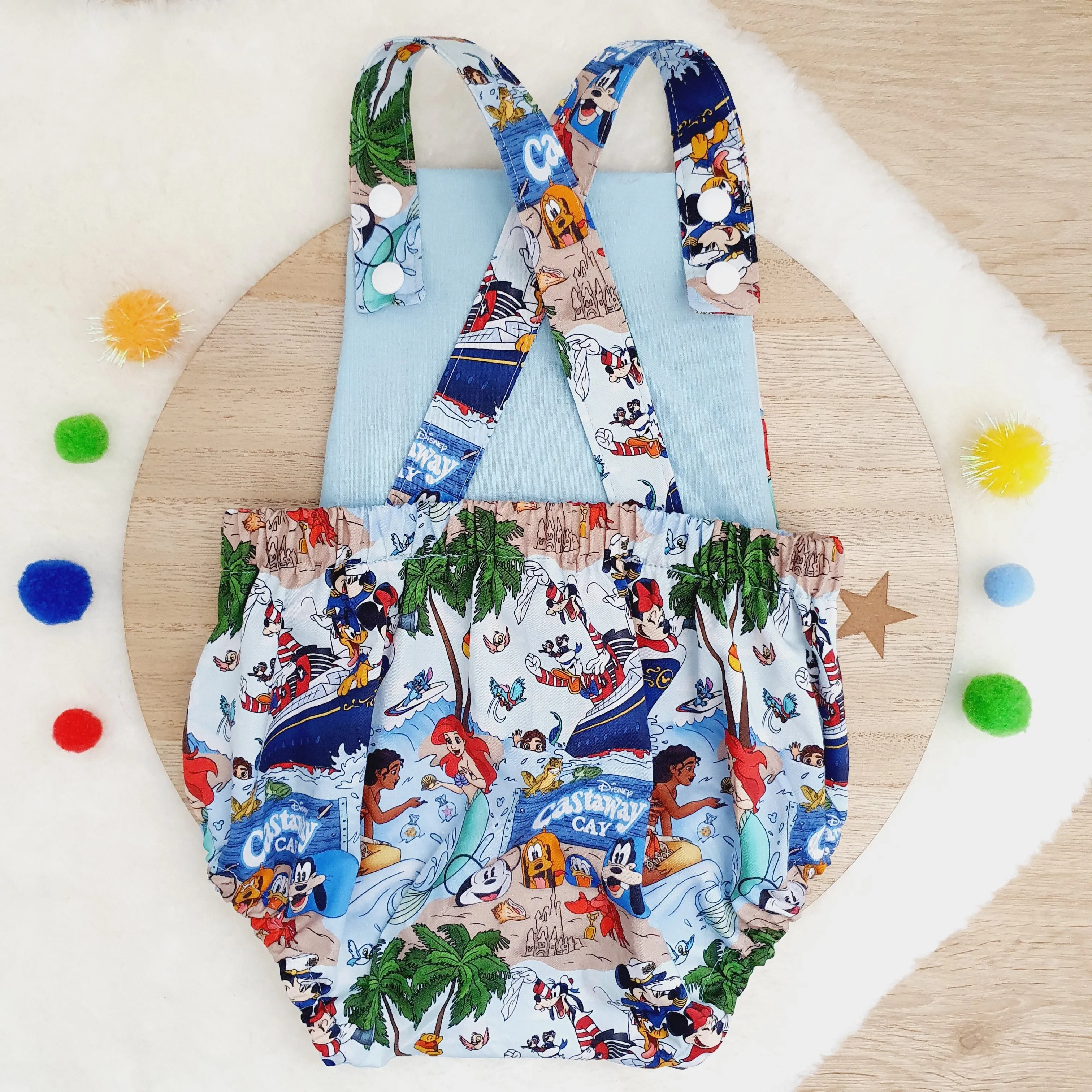 CHARACTERS print Baby Romper, Size 0