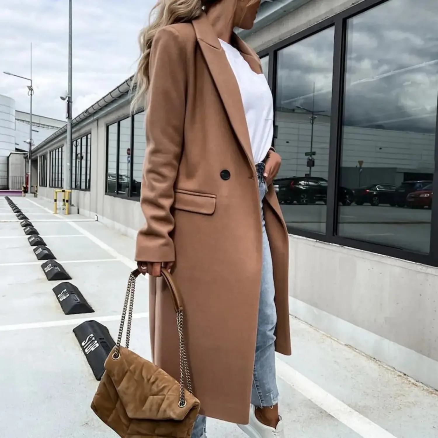 Elegante Dubbelrijige Lange Damesjas