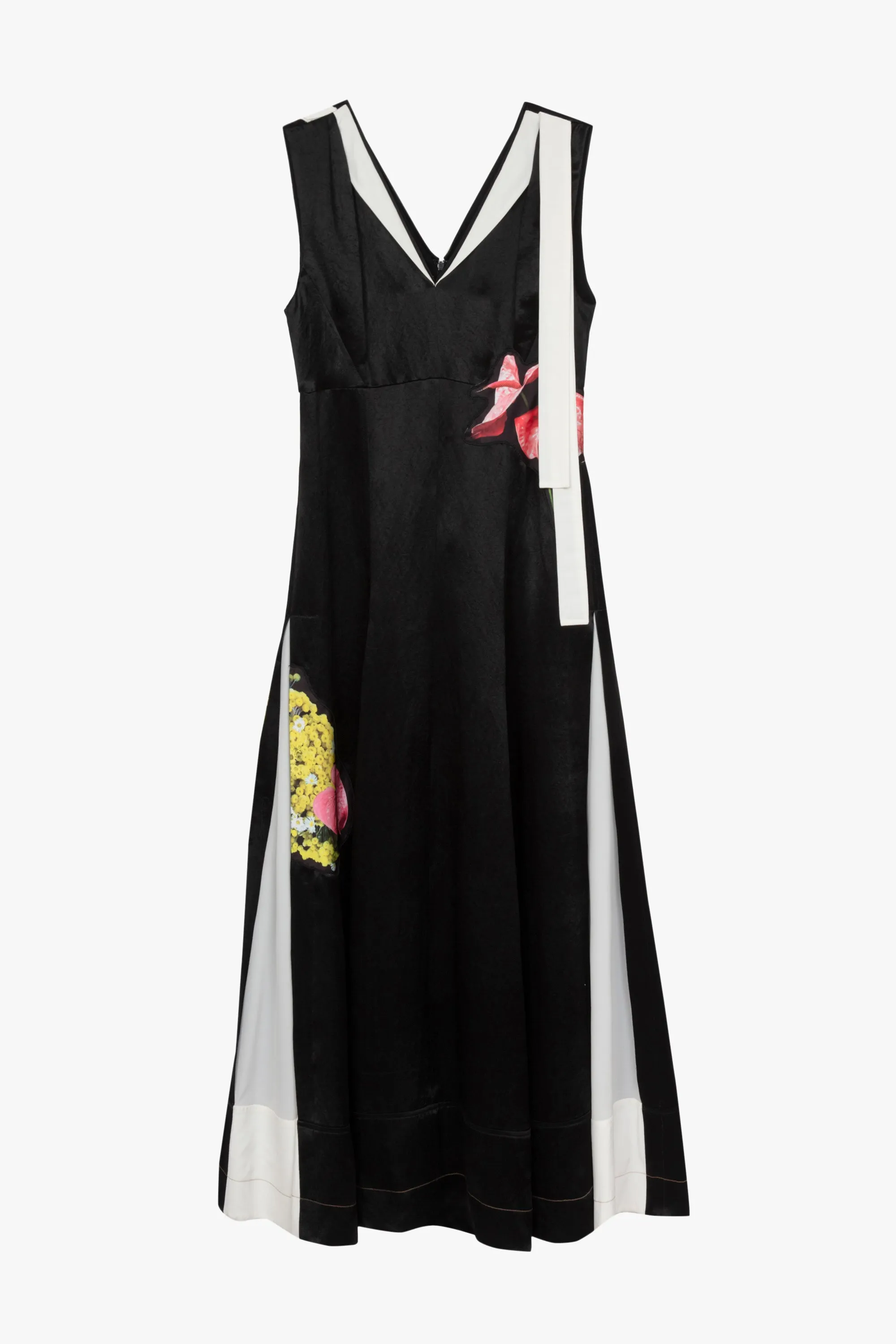 Floral Bouquet Appliqué Sleeveless Gown With Combo