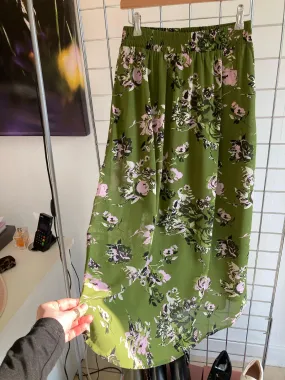 Flower pattern skirt