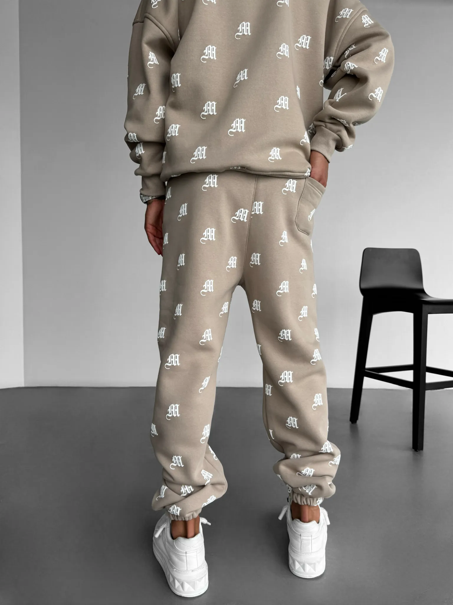 Initial Sweatpants - Stone