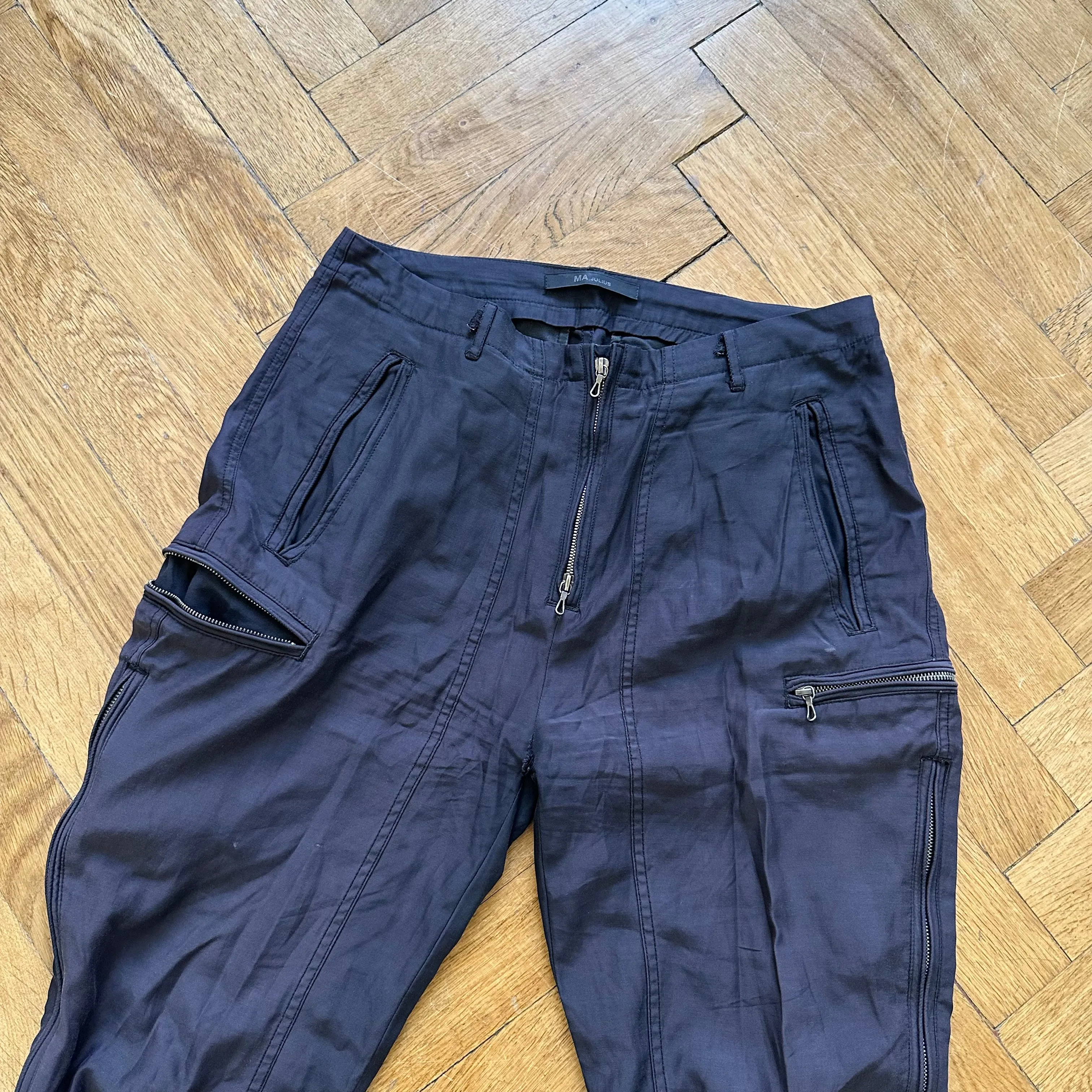 Julius Cargo Zipper Pants