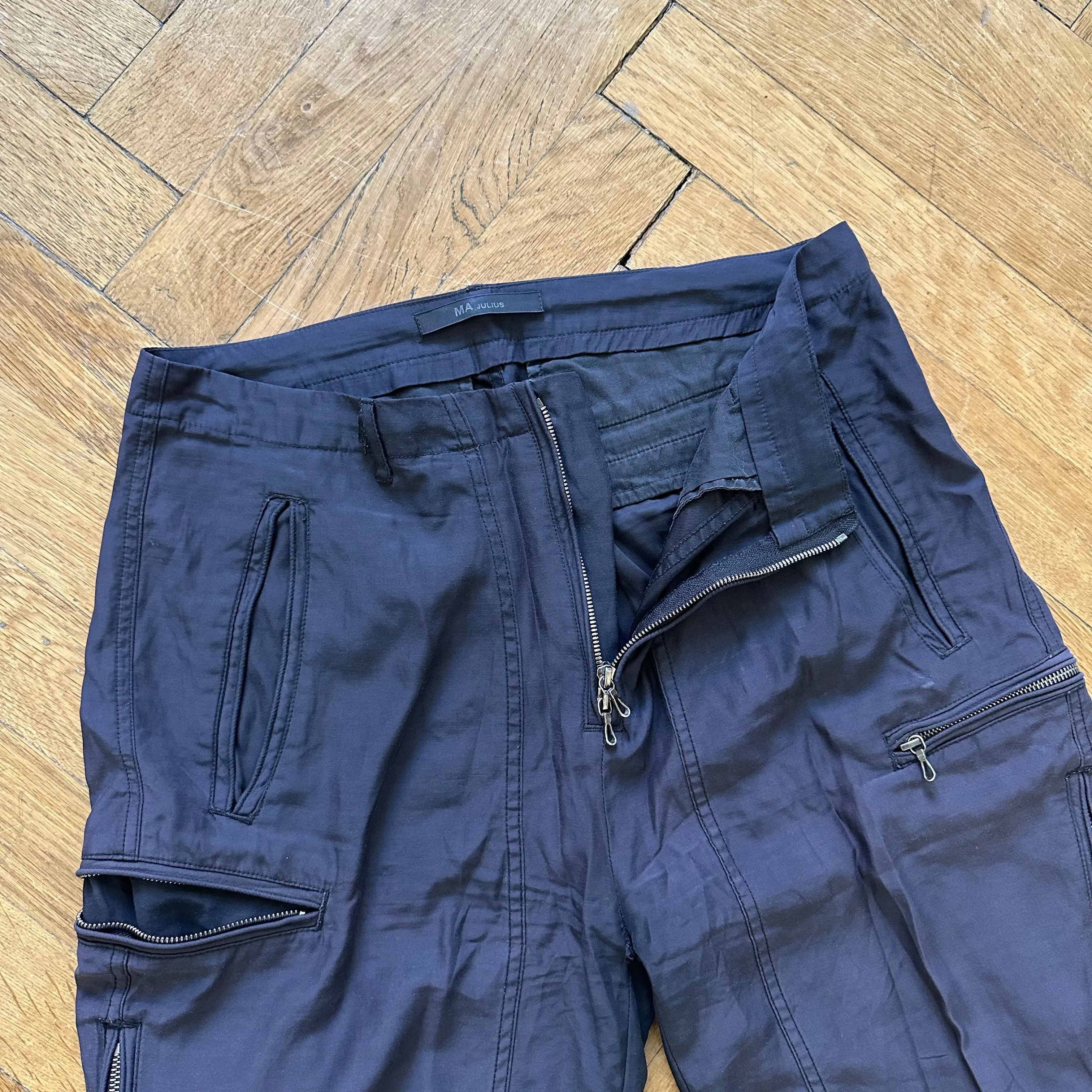 Julius Cargo Zipper Pants