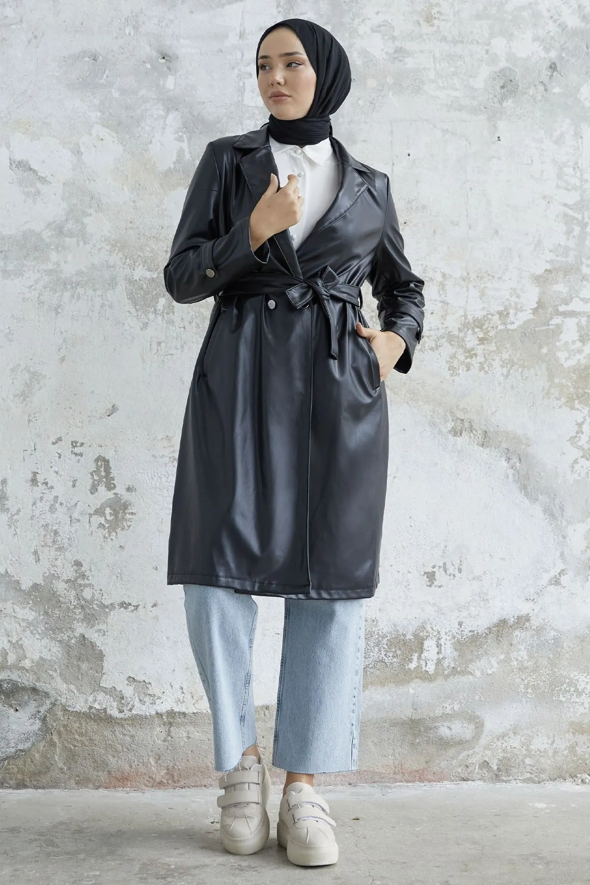MDS Women Darina Belted Leather Trench Coat - Black - Agua Prieta