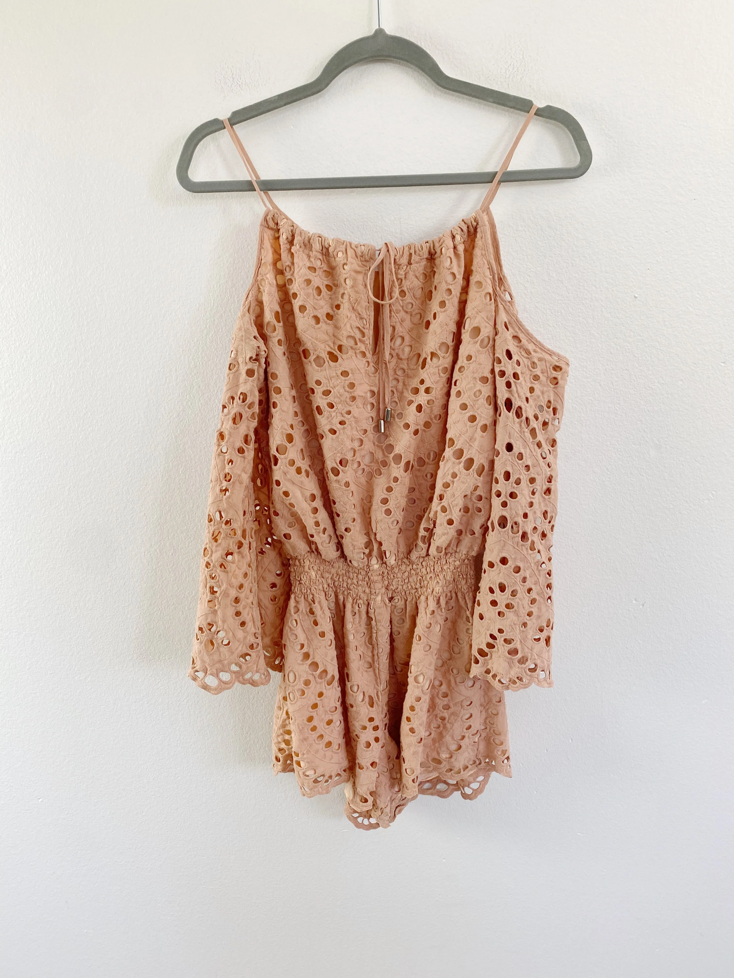 Ministry of Style Peach Eyelet Romper size 8