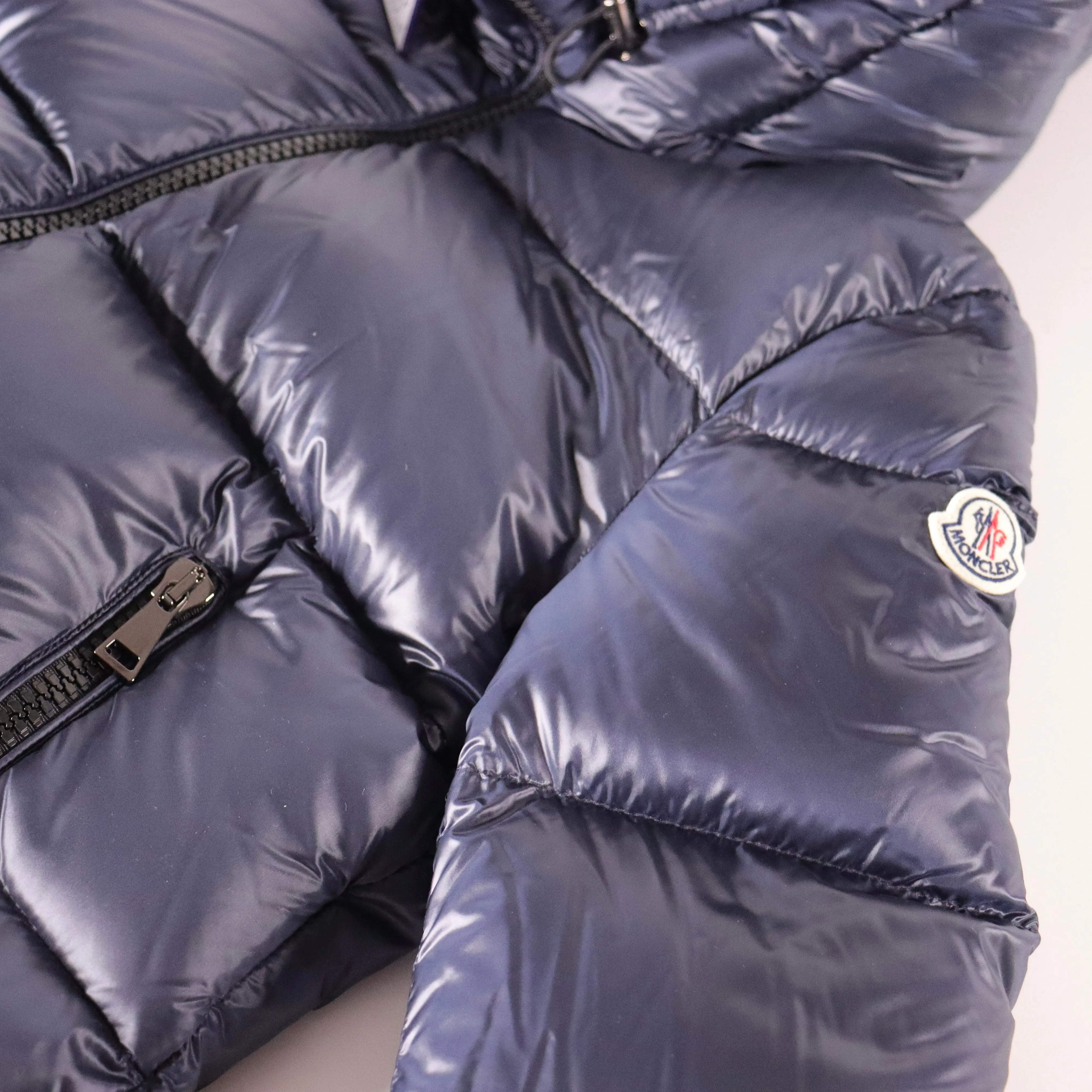 MONCLER SERITTE GIUBBOTTO Down Jacket