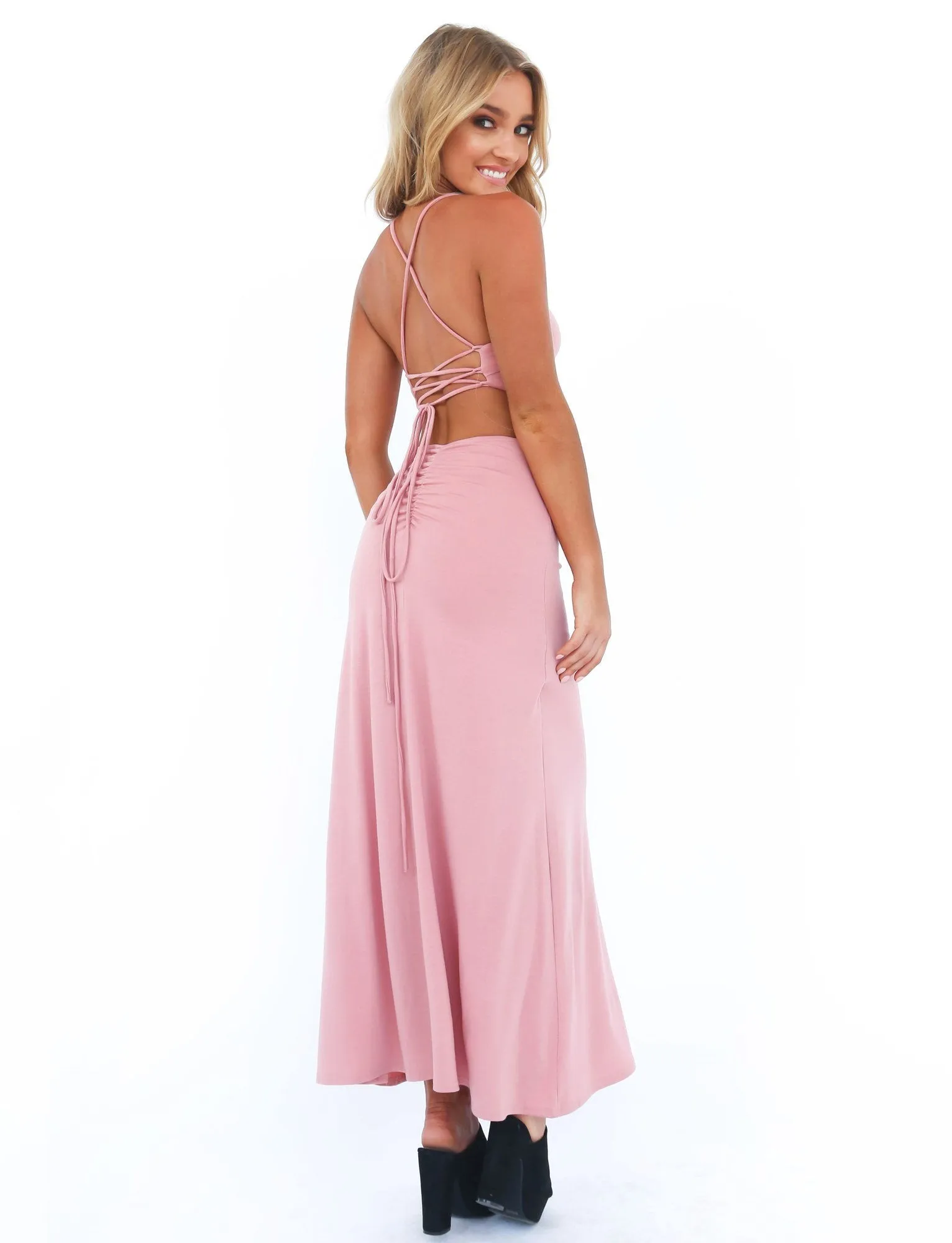Near And Far Dress - Coral