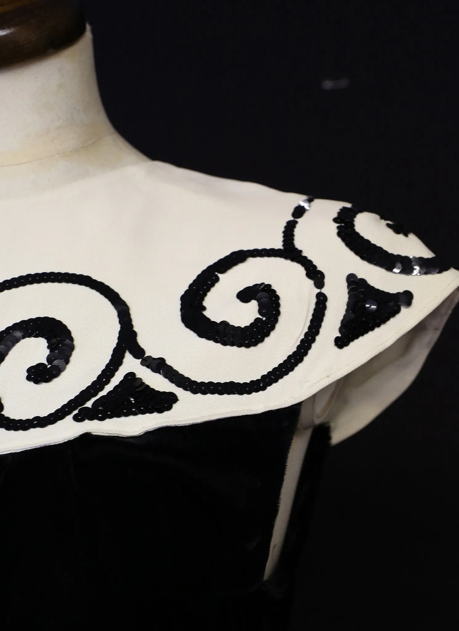 RESERVED Vintage 1940s Monochrome Velvet Crepe Dress