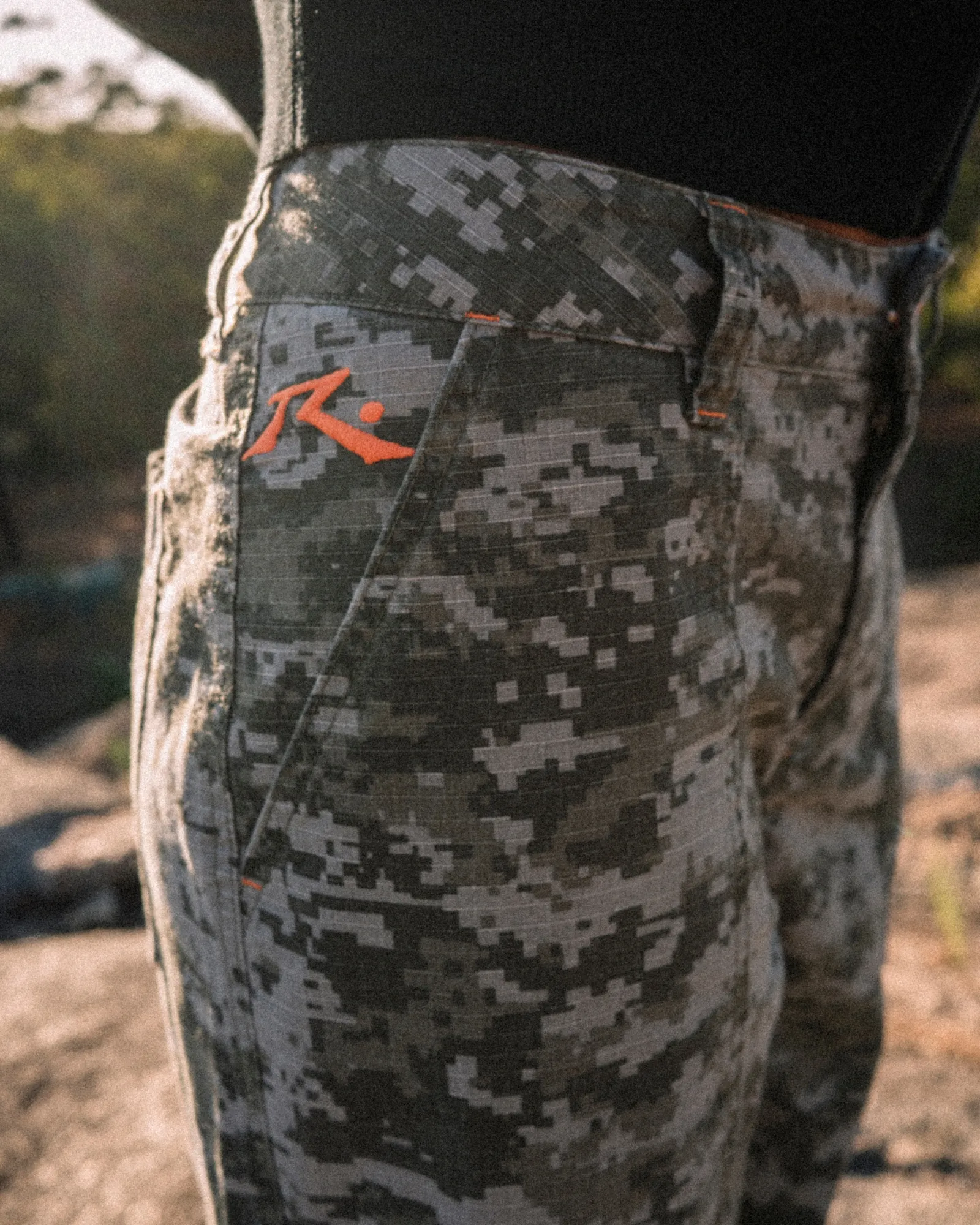 Ricardio Low Rise Cargo Pant