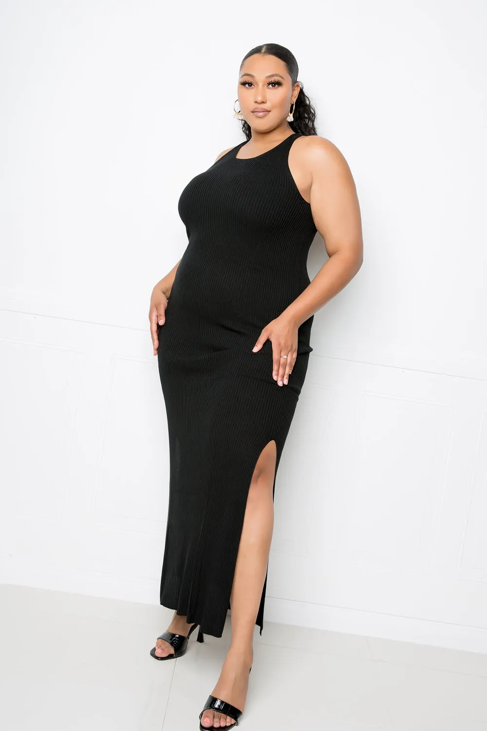 SEAMLESS SWEATER DRESS