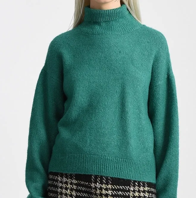 Turtleneck Sweater in Emerald Green