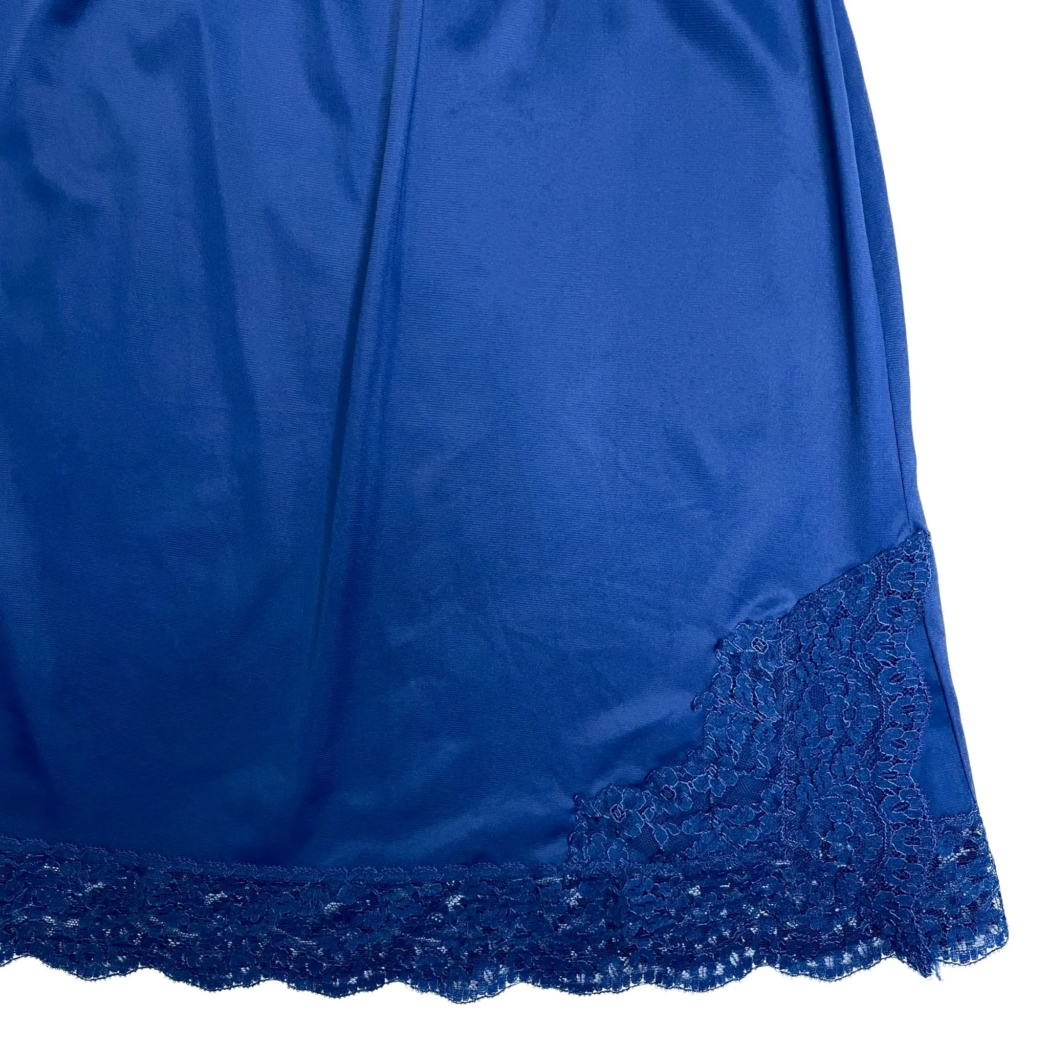 VINTAGE BLUE LACE SLIP SKIRT SIZE SMALL