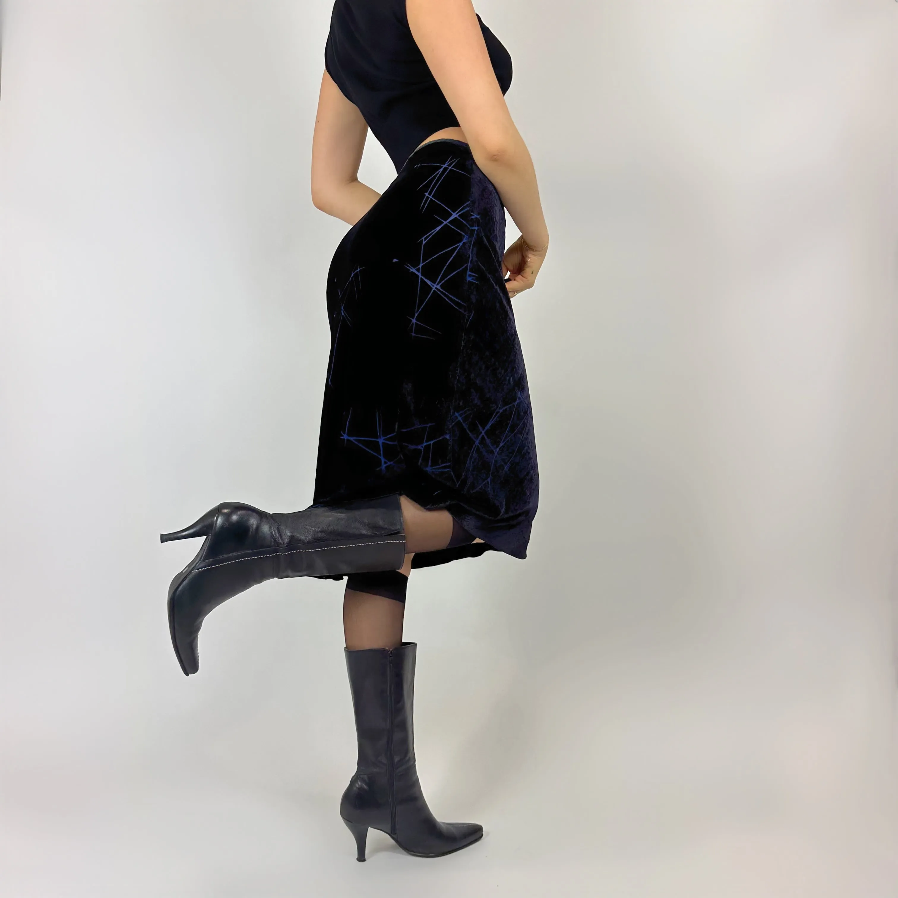 Vintage Deep Blue Velvet Midi Skirt (xs)